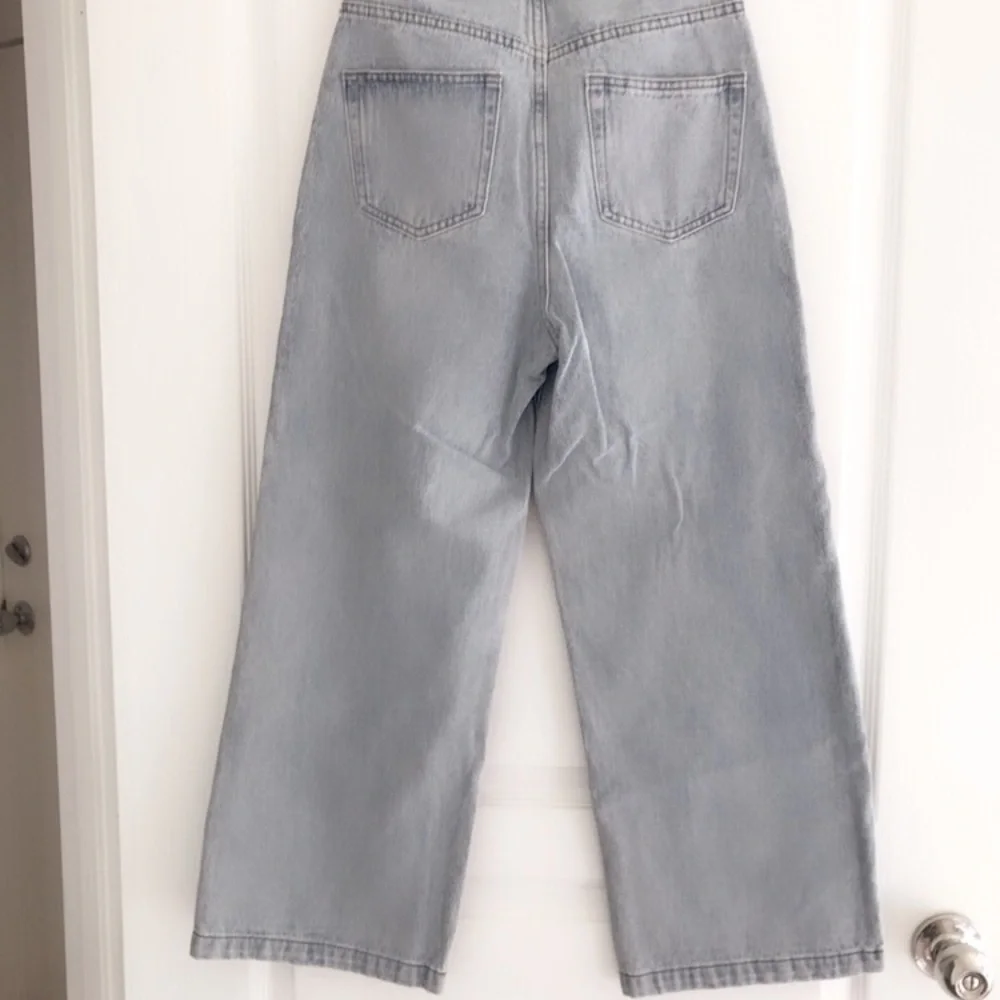 Petal & Pup BROSNAN JEANS - LIGHT WASH size 0 - Picture 10 of 13
